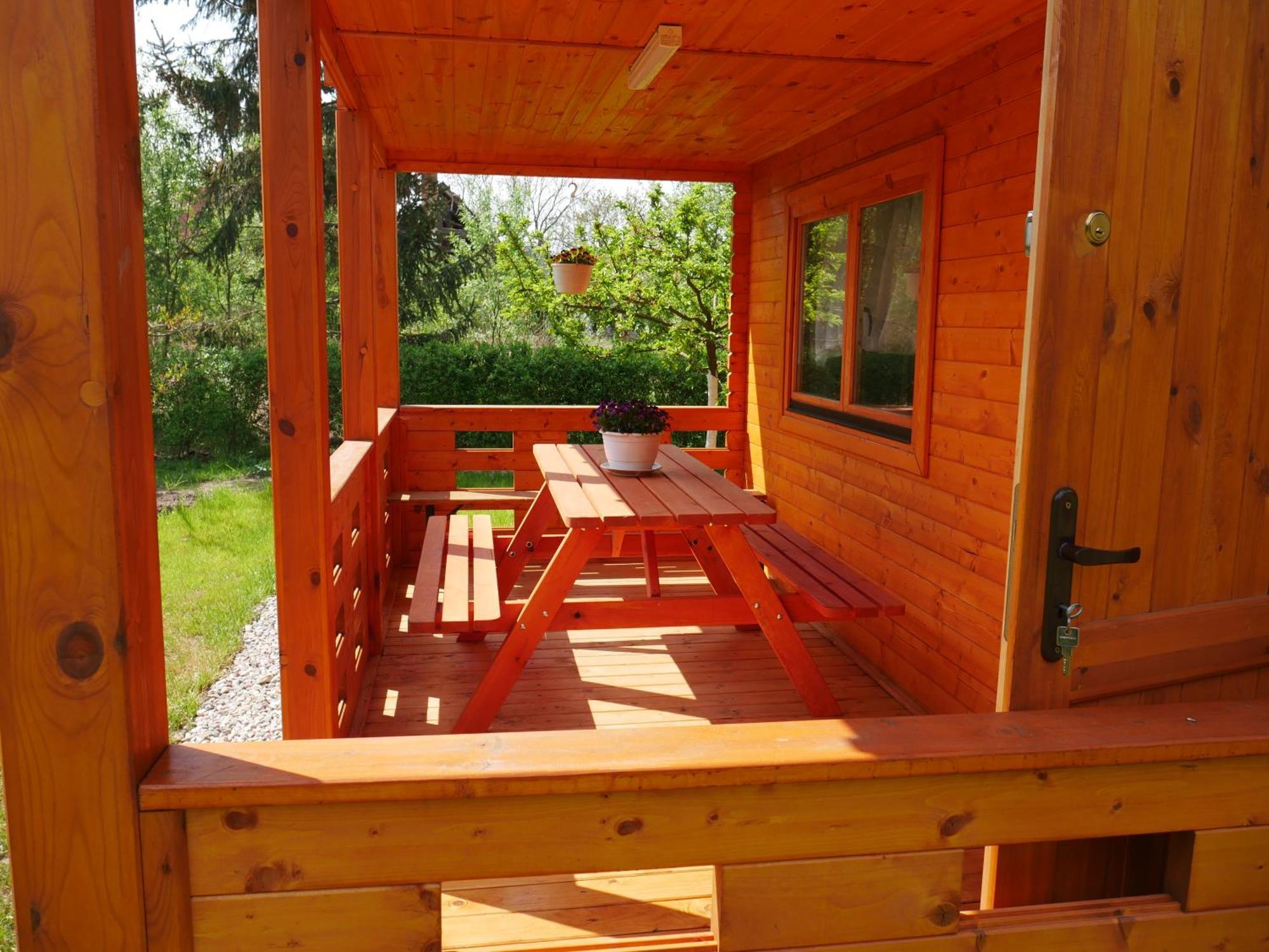 Domek Letniskowy Drewniany Nad Jeziorem Strzeszowskim Nowy Exterior foto